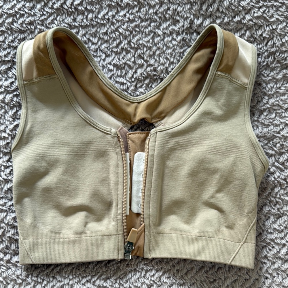 AlignMe Zipper Posture sports bra XS